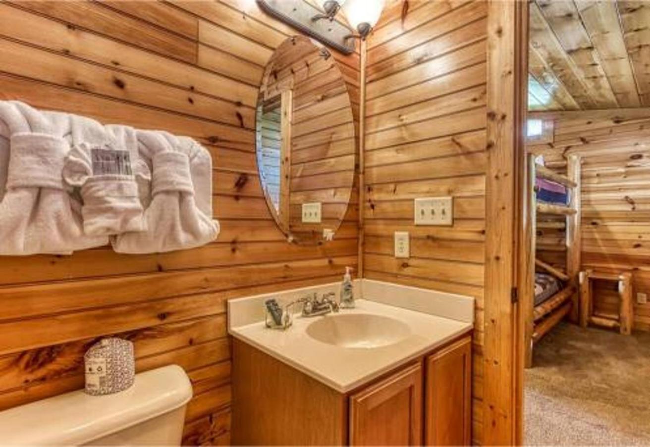Dreams Come True With This Luxury Cabin! جاتلينبرج المظهر الخارجي الصورة
